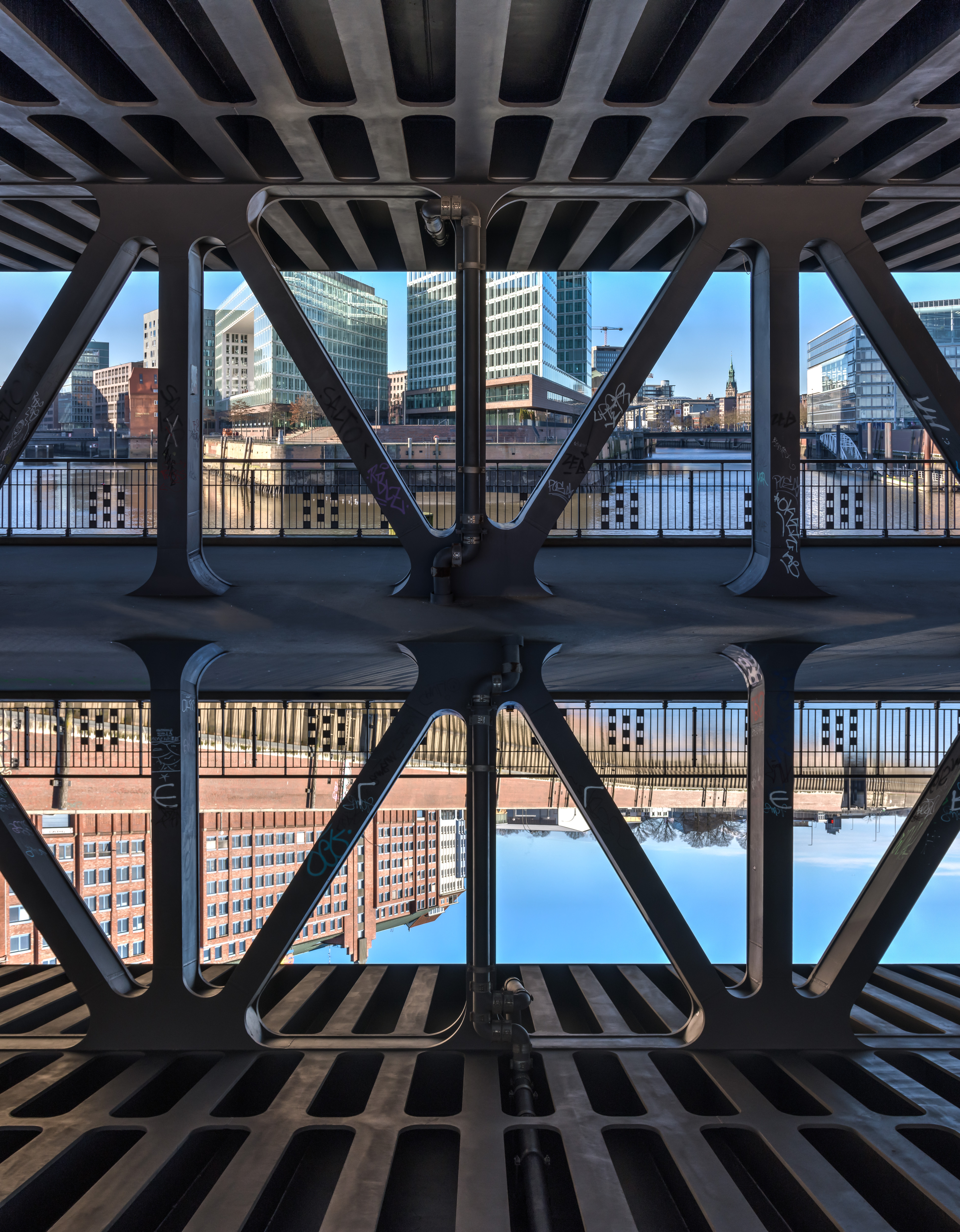 Spiegelkabinet nackidei(1) 2